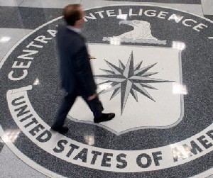 La CIA podr&iacute;a estar ejecutando plan para matar a Gadafi, afirma analista ruso