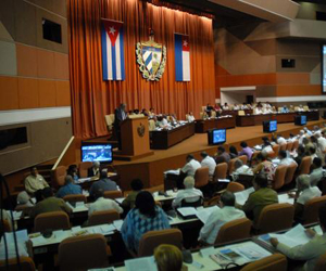 Informan sobre implementaci&oacute;n de lineamientos econ&oacute;micos en Cuba