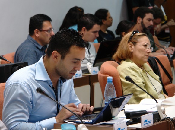 Salim Lamrani es profesor encargado de cursos en la Universidad Paris-Descartes y la Universidad Paris-Est Marne-la-Vall&eacute;e y periodista franc&eacute;s, especialista en las relaciones entre Cuba y los Estados Unidos.